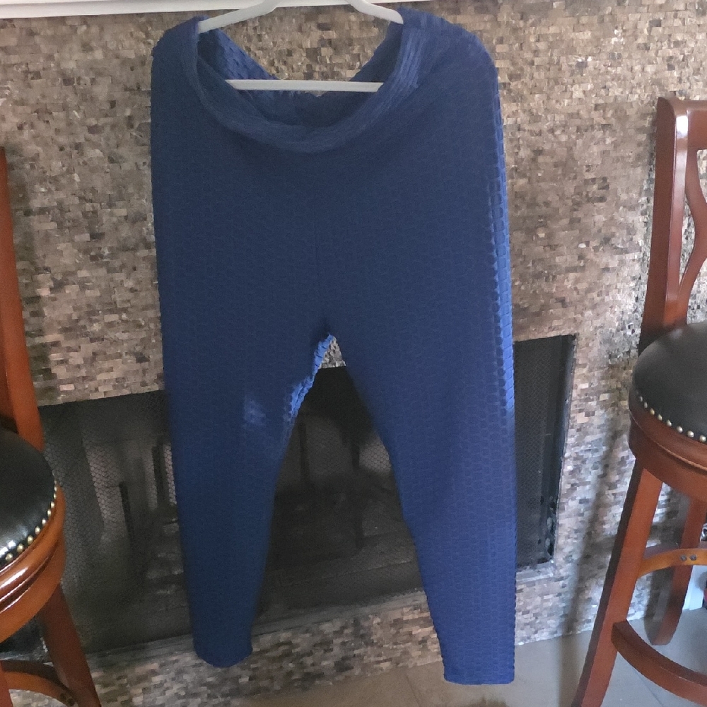 Blue Textured Leggings